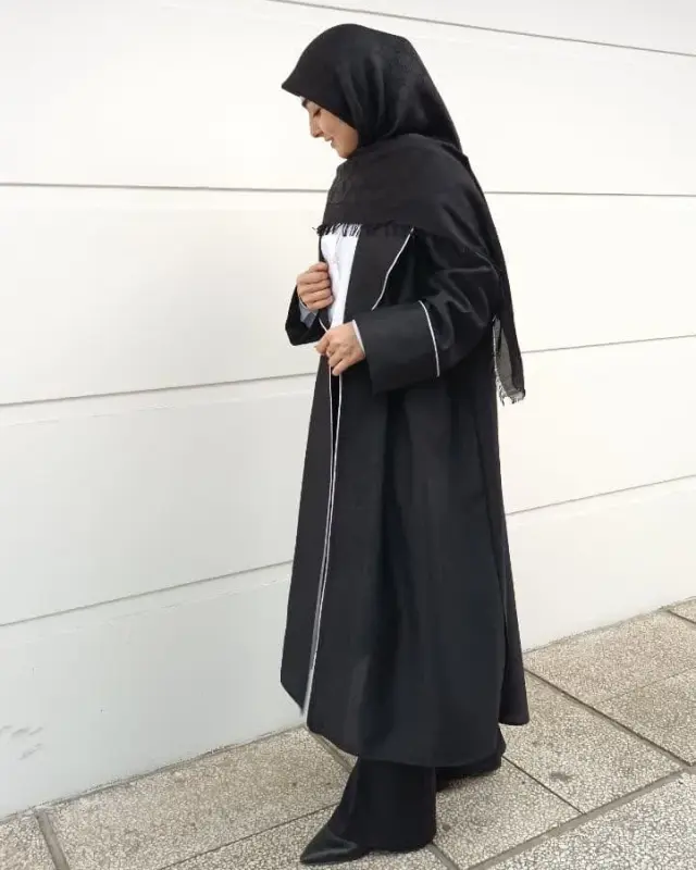 مانتو مهدخت 